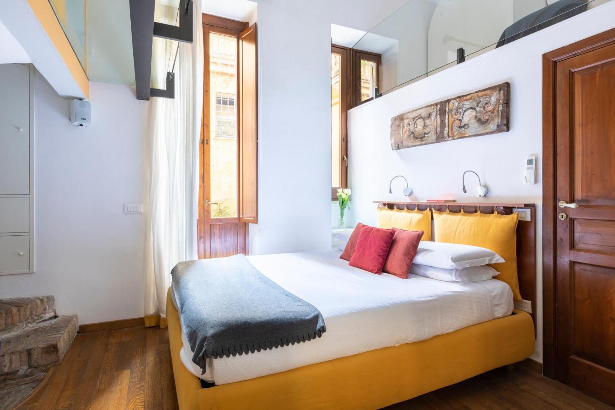 Romac Coronari With Gym, Sauna And Garden ภายนอก รูปภาพ
